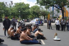 Mahasiswa Banjarmasin protes pajak pergelaran kesenian