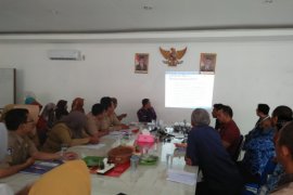 Guru honorer mengadu ke ombudsman