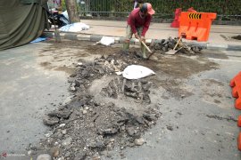 Tim DPUBMP Mulai Lakukan Pengujian Tanah Ambles Surabaya