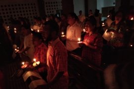 Ribuan umat Kristiani memadati Gereja Siloam Waena