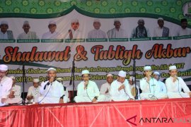 Malam Tahun Baru, masyarakat HST gemakan shalawat dan tabligh akbar