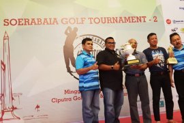 IKAFE Unand sukses gelar turnamen golf di Surabaya