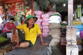 Stok Komoditas Bahan Pokok di Bojonegoro Mencukupi
