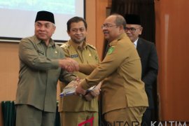Kutim Raih Penghargaan Pengelolaan Dana Desa Terbaik