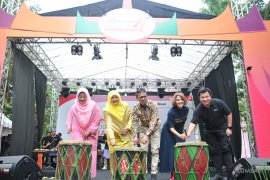 Festival Nusantara Marandang Pecahkan Rekor MURI