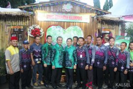 Kecamatan Kalumpang hadirkan stand "Rumah Sehati Plus Cinta"