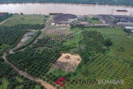 CANDI DIKEPUNG PERKEBUNAN SAWIT Page 1 Small