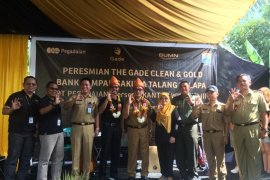 Tukar Sampah dengan Emas di "The Gade Clean &amp; Gold" Pegadaian
