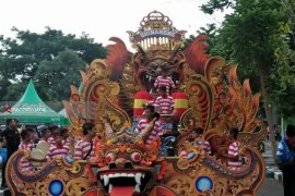 25 kelompok berebut juara di ajang "Madura Music Daul Carnival"