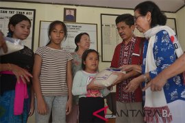 LKBN ANTARA Bali adakan bakti sosial ke "Tat Twam Asi"