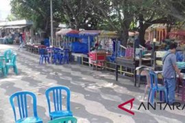 Mohan sebut ketersediaan lahan kendala penataan PKL Pantai Ampenan