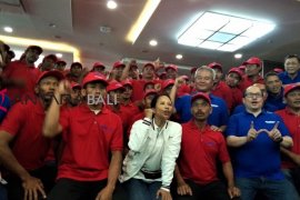 Menteri BUMN lepas ratusan pekerja konstruksi ke Aljazair
