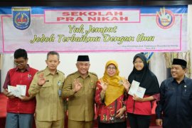 Depok adakan sekolah pranikah
