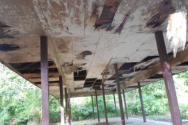 Objek Wisata air terjun "Bajuin" terkesan terlantar