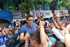 Sandiaga Uno Diamanatkan Bangkitkan Ekonomi Umat