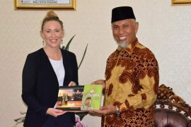 Ke Padang, ini tujuan lawatan Sekretaris Kedubes Australia