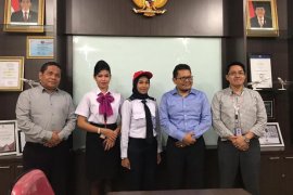 Anak pekerja migran di Malaysia dapat beasiswa pilot