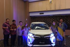 Toyota perkenalkan New Avanza dan New Veloz di Sumbar