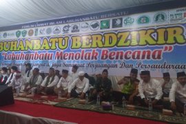 Ribuan masyarakat Labuhanbatu Dzikir Akbar akhir tahun 2018