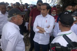 Presiden Tawarkan Relokasi Ke Korban Tsunami di Lampung Selatan