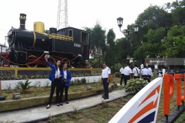 Peresmian Monumen Lokomotif