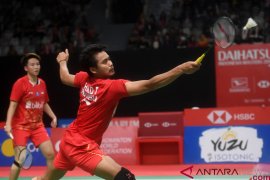 Tontowi Ahmad sempat berkonsultasi dengan Butet sebelum putuskan pensiun