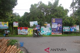 Alat Peraga Kampanye