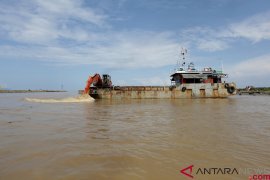 Muara dangkal, Nelayan Lhok babah nipah tidak bisa melaut