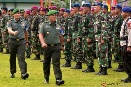 PEMBUKAAN LATIHAN PENGAMANAN JELANG PEMILU 2019 Page 1 Small