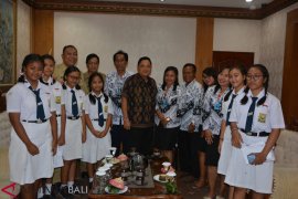 Enam siswa Denpasar ikuti "Thailand Investor Day 2019"