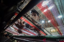 Indonesia's textile and clothing industry's growth reaches 18 percent