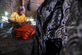 Perajin Batik Madura