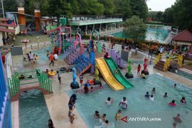 Dander Park Bojonegoro Tempat Istirahat Yang Nyaman