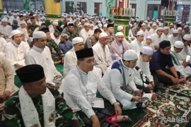 Ribuan warga hadiri zikir dan do'a bersama Kodim Kandangan