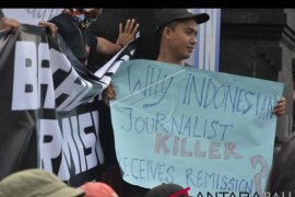 Puluhan wartawan gelar aksi tolak remisi Susrama