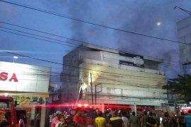 Toko Elektronik di Kota Madiun Terbakar