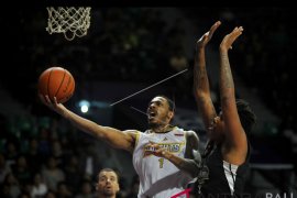 CLS Knights Indonesia pecahkan rekor Liga Bola Basket Asean