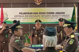 Kajari bukittinggi dijabat mantan Aspidsus Kejati Kepri