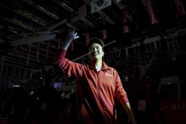 Pebulutangkis Lilyana Natsir gantung raket