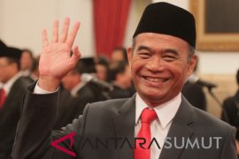 Mendikbud sebut kerja sama TNI bukan untuk gantikan peran guru di daerah terluar