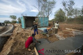 RELOKASI PEDAGANG KORBAN TSUNAMI DI PALU Page 1 Small