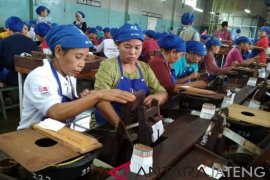 Lampaui target, penerimaan Bea Cukai Kudus capai Rp31,07 triliun