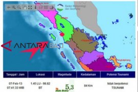 Akibat isu tsunami, warga Sibolga-Tapanuli Tengah berhamburan ke arah pegunungan