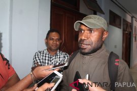 Warga Polandia terdakwa kasus makar mogok makan