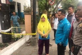 Pagar SDN 121 Pekanbaru Roboh, satu murid luka berat