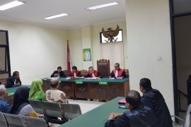 Korupsi Hibah Bansos, Mantan Sekkab dan BPKA Jember Dituntut 18 Bulan Penjara