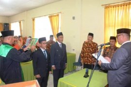 Dua pejabat di Kemenag Sawahlunto dilantik