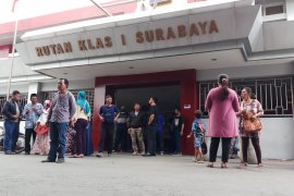 Separuh penghuni Rutan Surabaya kelebihan waktu tinggal