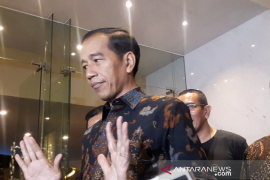 Capres 01 hadiri pameran lukisan lintas generasi