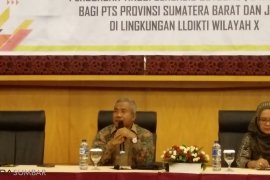 LLDIKTI Gelar Workshop Peningkatan Akreditasi Institusi